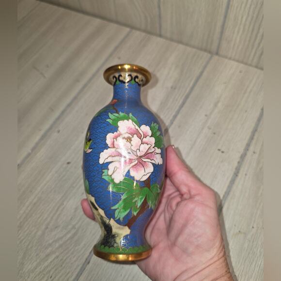 Vtg Floral Cloisonne Vase Chinese Brass Enamel Blue Victorian Hollywood Regency - Picture 9 of 9